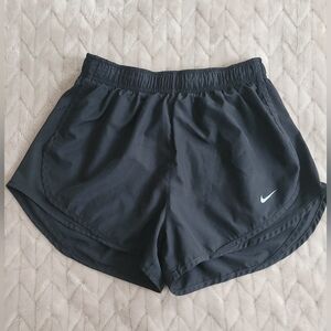 NIKE SMALL